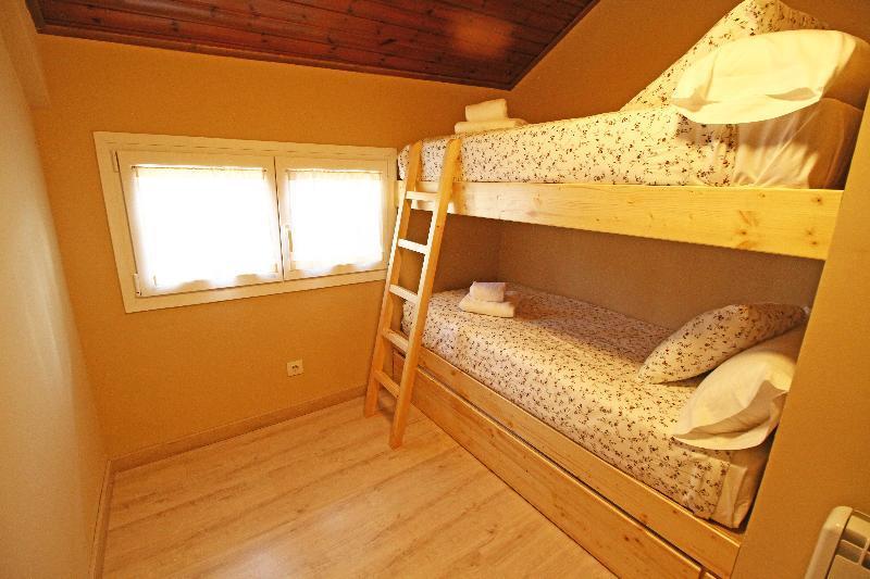 Snoe Apartamentos Mont Romies Plaza Salardú Exteriör bild